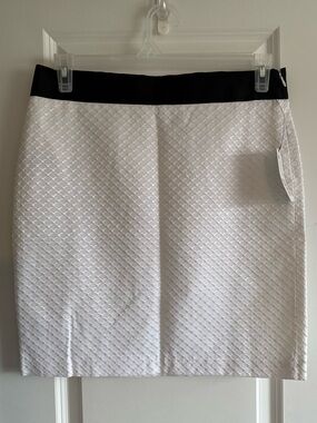 Worthington White and Black Mini Pencil Skirt